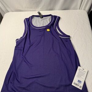 Lululemon Double Layer Mesh Tank size L NWT